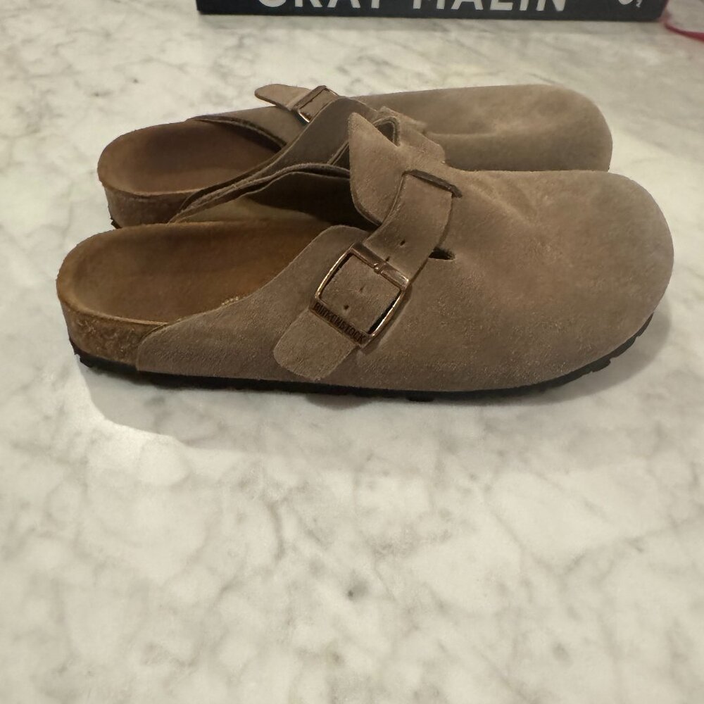 Birkenstock Boston taupe suede mule clogs